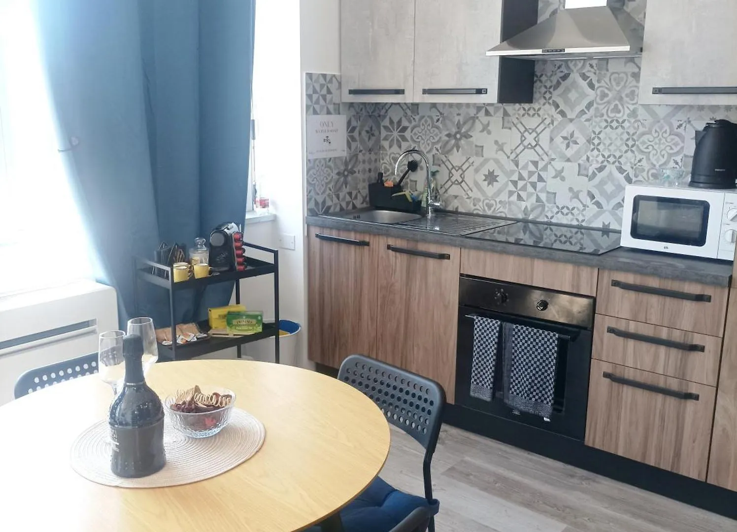 Blu House Casa Vacanza Vicino Terminal Traghetti Genova Apartment 0*, Genoa